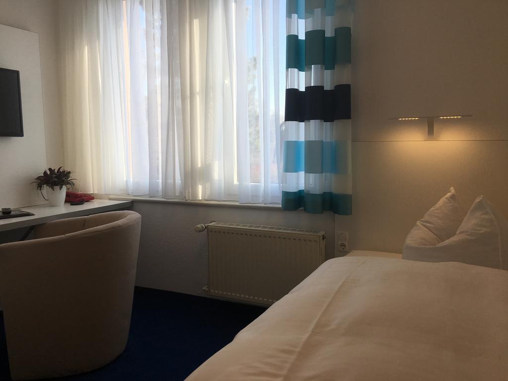 Hotel & Restaurant Park Cafe Isa Erfurt Kültér fotó