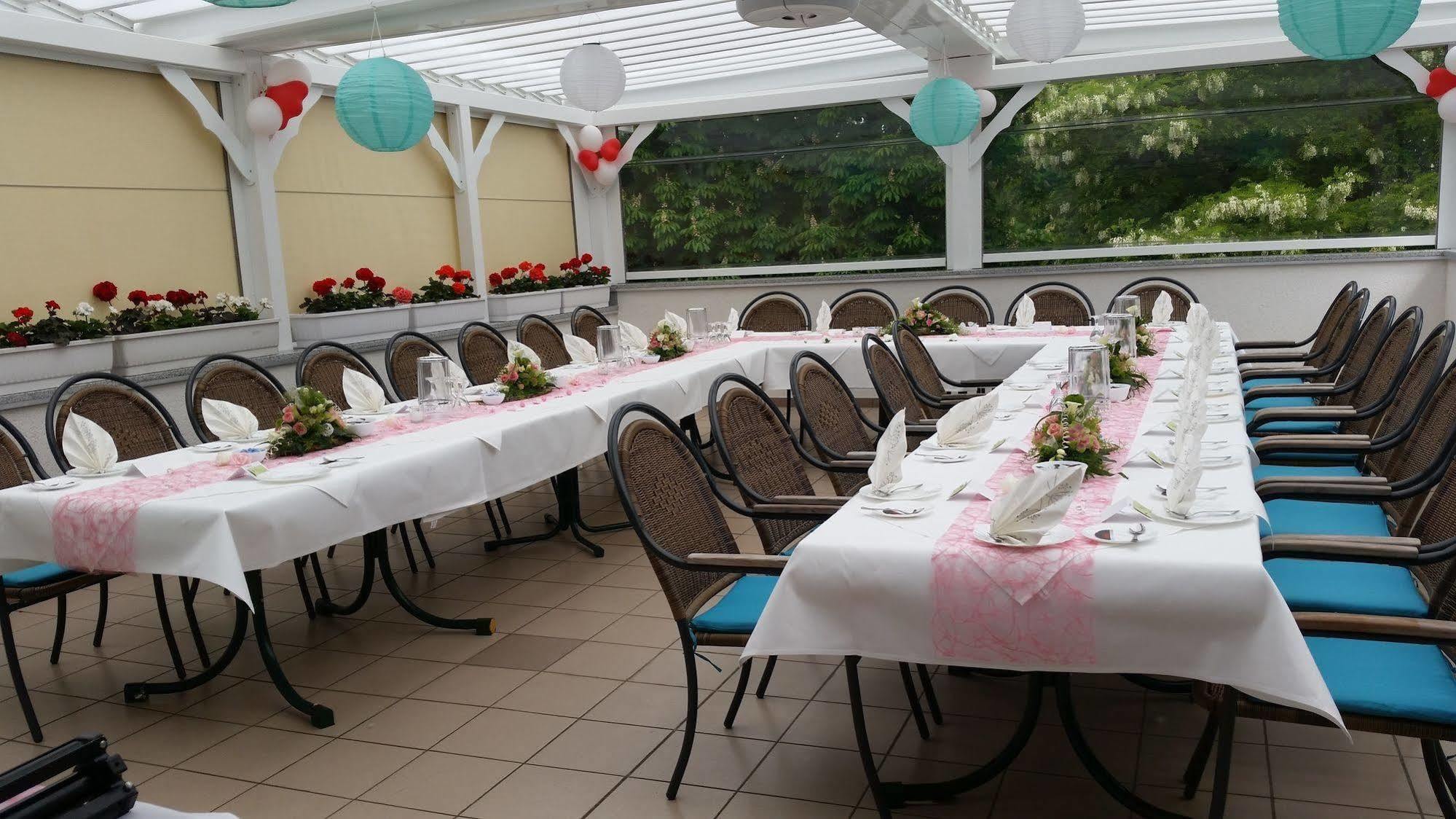 Hotel & Restaurant Park Cafe Isa Erfurt Kültér fotó